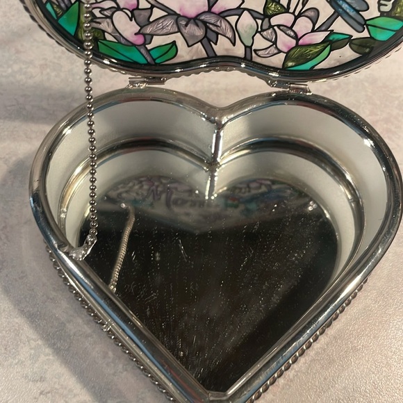 Amia “Mom” Stained Glass Trinket Box - Picture 4 of 7